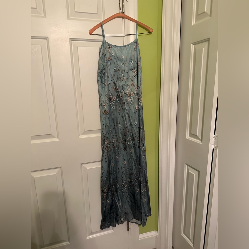 NWT Made With Love Floral Maxi Dress with Long Sheer Jacket Size Medium - Picture 9 of 15